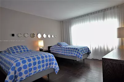 5151 Collins Av #924, Miami Beach, FL 33140 - Photo 15