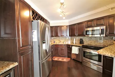 5151 Collins Av #924, Miami Beach, FL 33140 - Photo 33