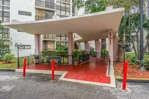 17011 N Bay Rd, Sunny Isles Beach, FL 33160 - Photo 21