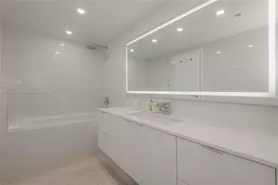 100 Bayview Dr, Sunny Isles Beach, FL 33160 - Photo 25