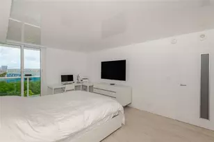 100 Bayview Dr, Sunny Isles Beach, FL 33160 - Photo 21