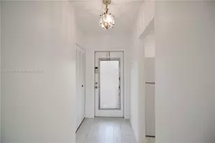 5031 W Oakland Park Blvd, Lauderdale Lakes, FL 33313 - Photo 9