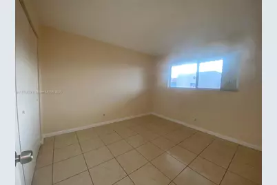 6890 Royal Palm Blvd #305H, Margate, FL 33063 - Photo 9