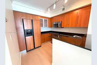 325 S Biscayne Blvd #1214, Miami, FL 33131 - Photo 7