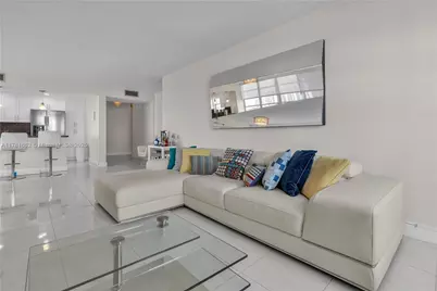 2780 NE 183rd St #1517, Aventura, FL 33160 - Photo 3