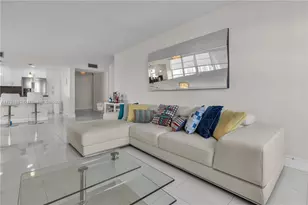 2780 NE 183rd St, Aventura, FL 33160 - Photo 3