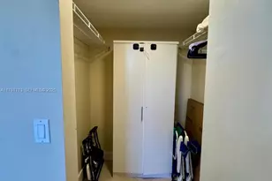 19501 E Country Club Dr, Aventura, FL 33180 - Photo 19