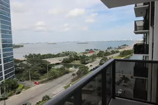 600 NE 36th St, Miami, FL 33137 - Photo 3