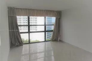 600 NE 36th St, Miami, FL 33137 - Photo 17