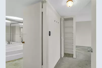 2000 Towerside Ter #307, Miami, FL 33138 - Photo 21