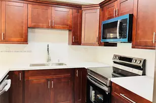 17190 SW 94th Ave, Palmetto Bay, FL 33157 - Photo 5