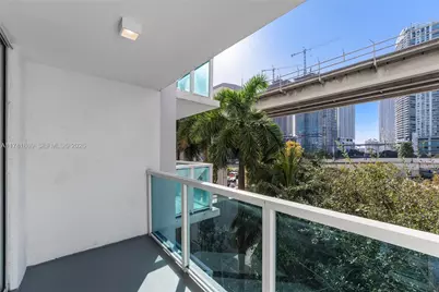 31 SE 5th St #409, Miami, FL 33131 - Photo 19