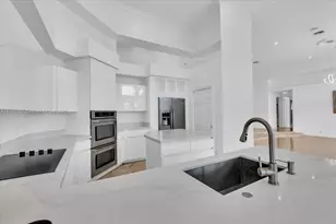 2534 Poinciana Dr, Weston, FL 33327 - Photo 27