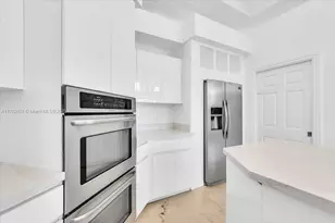 2534 Poinciana Dr, Weston, FL 33327 - Photo 31