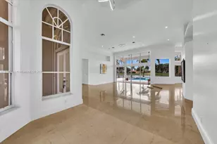 2534 Poinciana Dr, Weston, FL 33327 - Photo 15