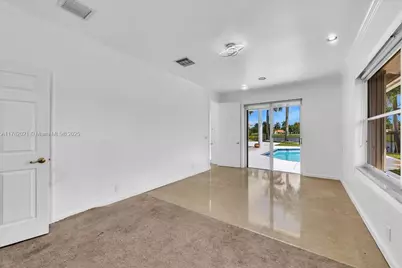 2534 Poinciana Dr, Weston, FL 33327 - Photo 25