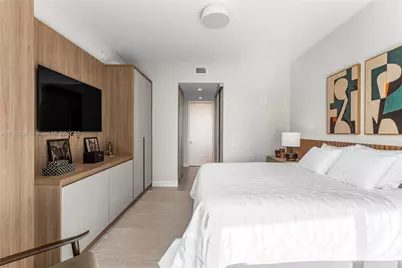 17550 Collins Ave #1404, Sunny Isles Beach, FL 33160 - Photo 5