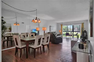 8941 S Hollybrook Blvd, Pembroke Pines, FL 33025 - Photo 7