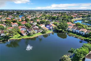 412 NW 108th Terrace, Pembroke Pines, FL 33026 - Photo 5