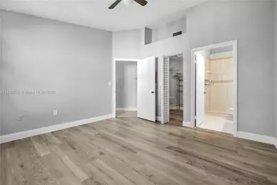 412 NW 108th Ter, Pembroke Pines, FL 33026 - Photo 17