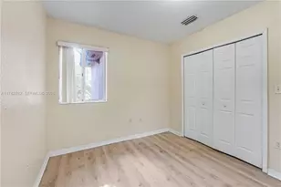 631 SW 10th St, Florida City, FL 33034 - Photo 11