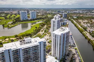 3731 N Country Club Dr, Aventura, FL 33180 - Photo 39