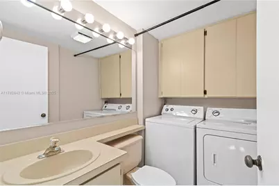 855 Blue Ridge Cir #855, West Palm Beach, FL 33409 - Photo 5