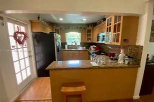 6331 SW 17th St, West Miami, FL 33155 - Photo 9