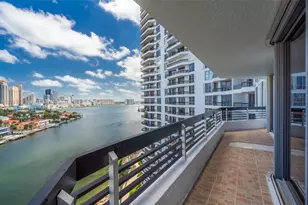 19195 NE 36th Ct, Aventura, FL 33180 - Photo 37