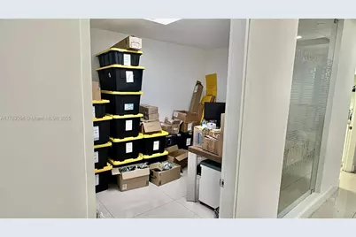 2100 Ponce De Leon Blvd #750, Coral Gables, FL 33134 - Photo 11