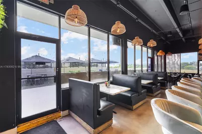 10648 Fountainbleau  Blvd, Miami, FL 33172 - Photo 39