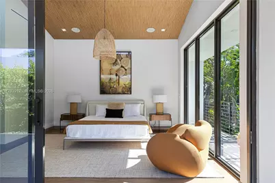 510 NE 52nd St, Miami, FL 33137 - Photo 33