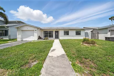 11641 NW 42nd St, Sunrise, FL 33323 - Photo 1
