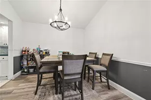 11641 NW 42nd St, Sunrise, FL 33323 - Photo 7