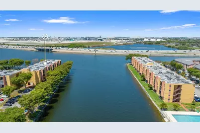 4719 NW 7th St #304-11, Miami, FL 33126 - Photo 35