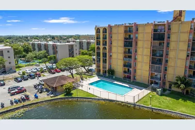 4719 NW 7th St #304-11, Miami, FL 33126 - Photo 1