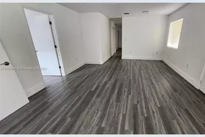 580-590 NW 58th St, Miami, FL 33127 - Photo 5