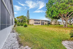 155 Canterbury G, West Palm Beach, FL 33417 - Photo 33