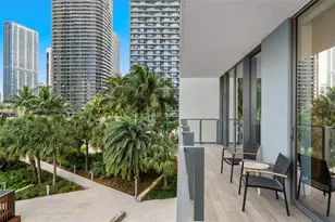 88 SW 7th St, Miami, FL 33130 - Photo 31