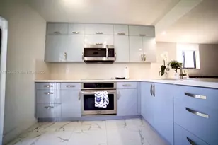 1380 W 41st St, Hialeah, FL 33012 - Photo 11