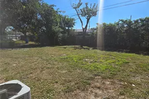 3310 NW 214th St, Miami Gardens, FL 33056 - Photo 15