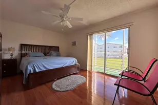 569 N Fanshaw N, Boca Raton, FL 33434 - Photo 15