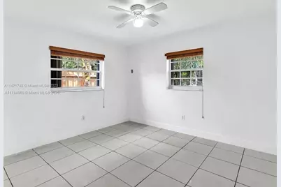 936 NE 132nd St, North Miami, FL 33161 - Photo 17