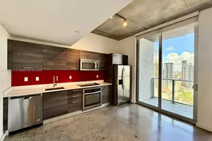 151 SE 1st St, Miami, FL 33131 - Photo 1