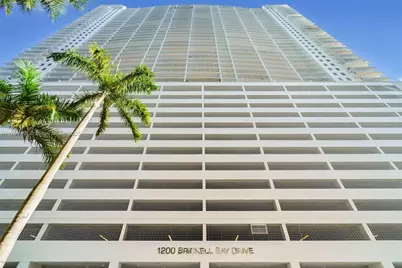 1200 Brickell Bay Dr #1723, Miami, FL 33131 - Photo 21