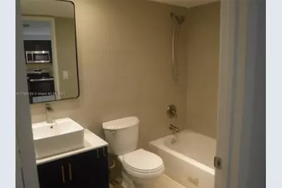 850 N Miami Ave #W-2101, Miami, FL 33136 - Photo 9