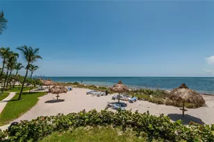 1121 Crandon Blvd, Key Biscayne, FL 33149 - Photo 17