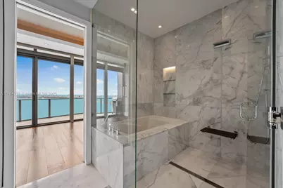 460 NE 28th St #4104, Miami, FL 33137 - Photo 15