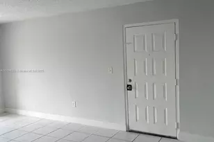 15201 SW 80th St, Miami, FL 33193 - Photo 5