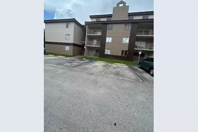15201 SW 80 Street #302, Miami, FL 33193 - Photo 3